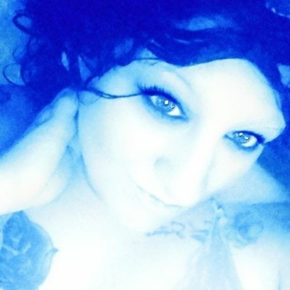 Meet your Posher, Latisha - Picture 1 of 1